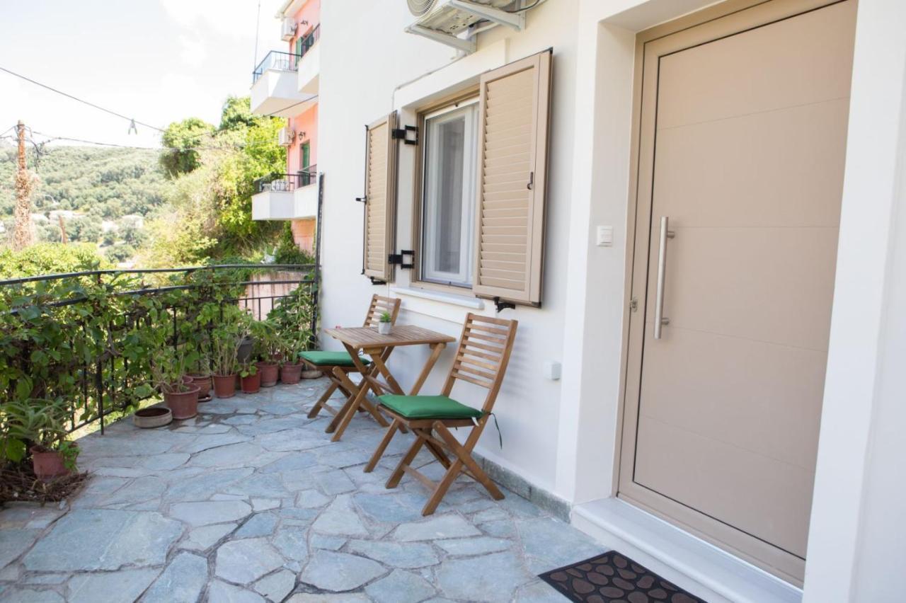 Le Quartier Comfy Studios Parga Exterior photo